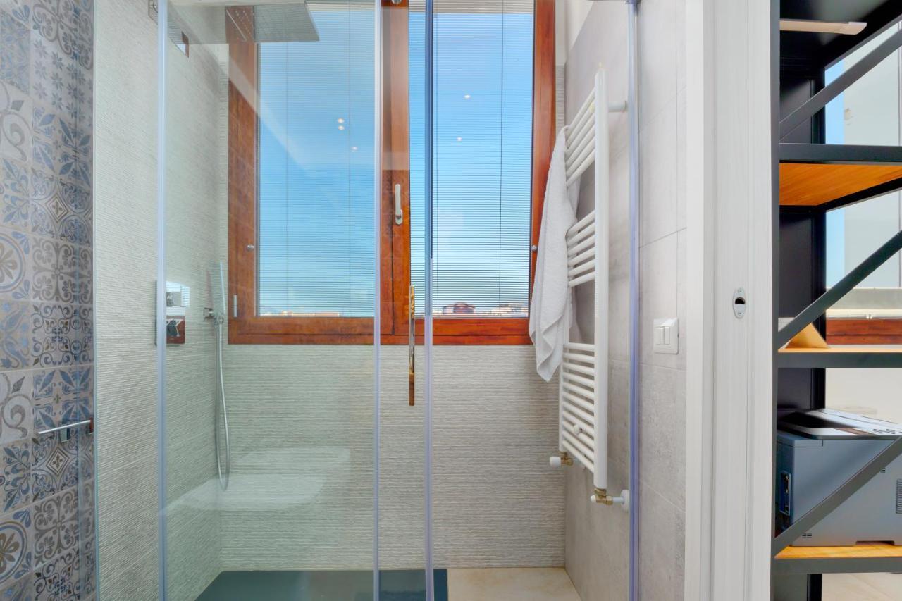 Window On The Sea Apartment Olbia Ngoại thất bức ảnh